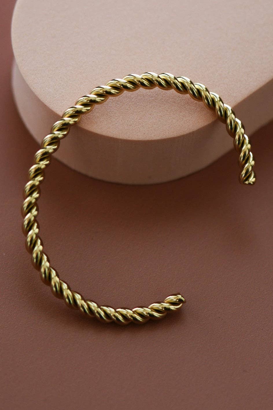 18K Gold Plated Waterproof Stainless Steel Cuff - 7204