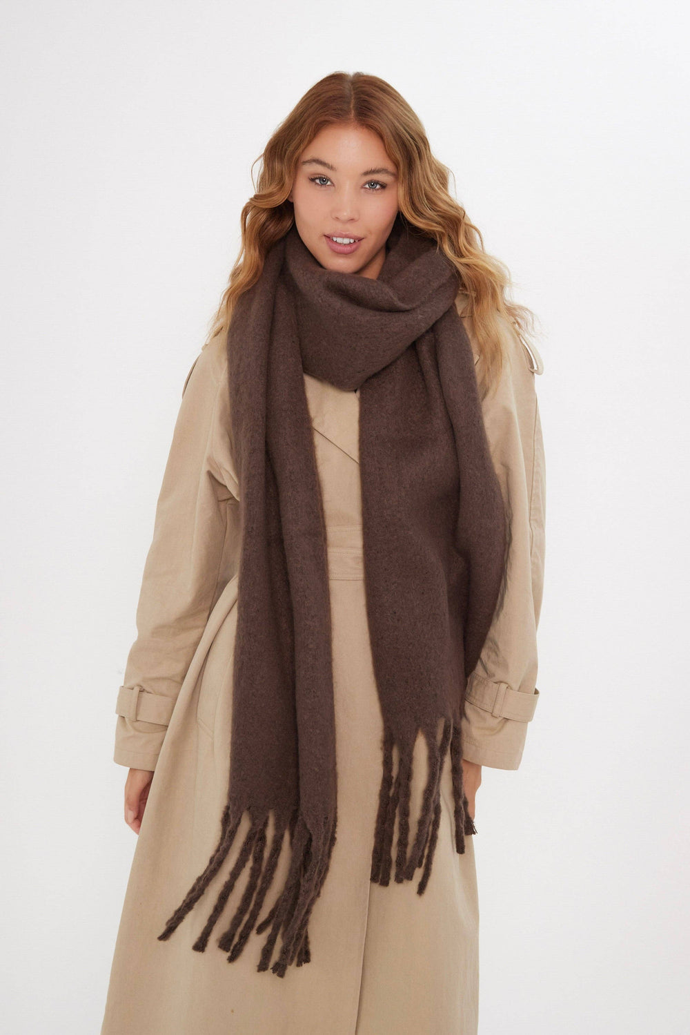 Oversized Chunky Blanket Scarf in Brown