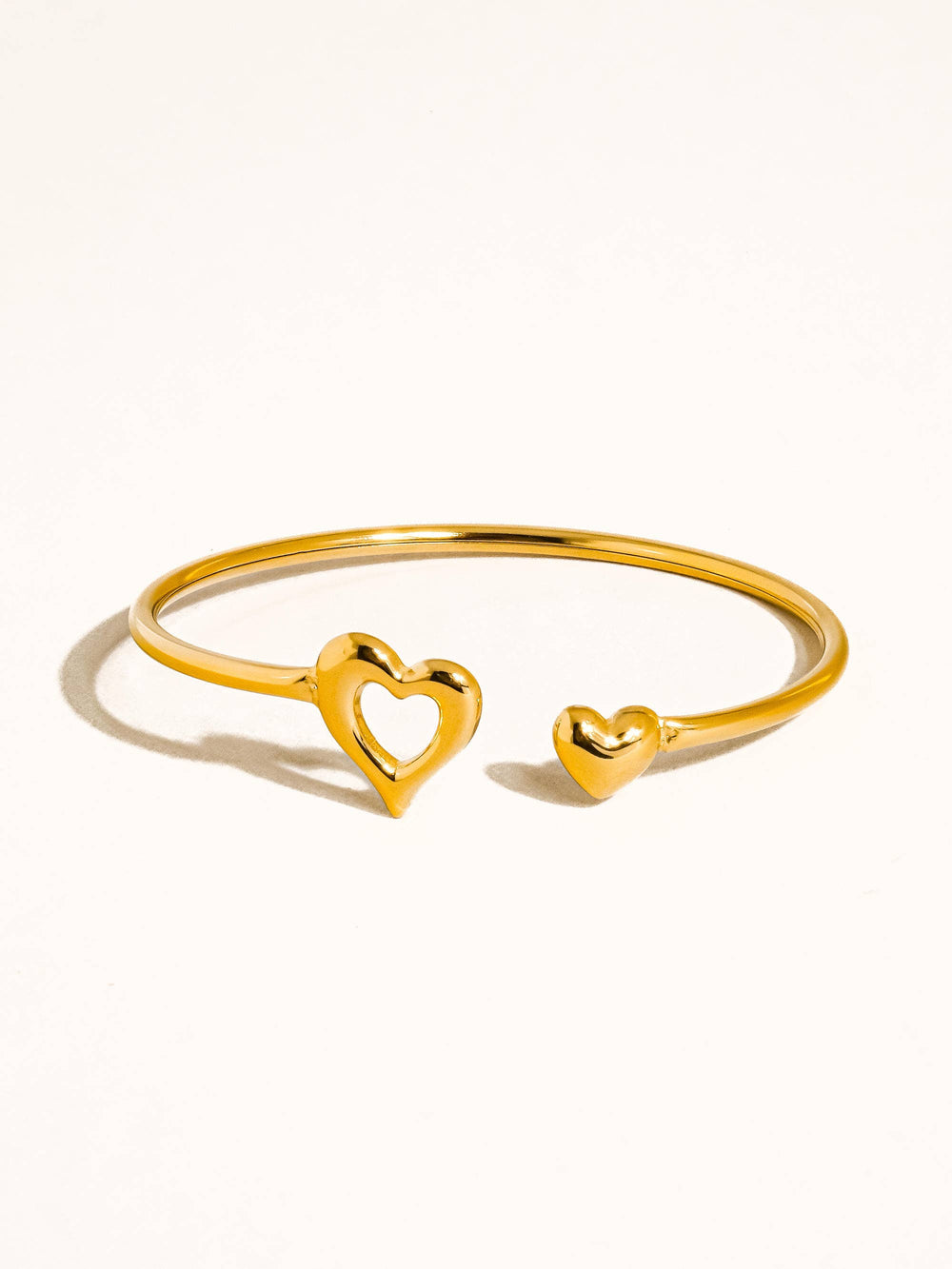 Helen 18K Gold Plated Heart Bangle