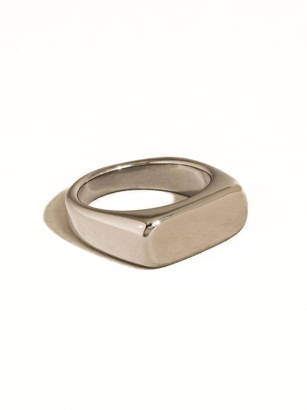 Glayce 18K Gold Non-Tarnish Classic Signet Ring