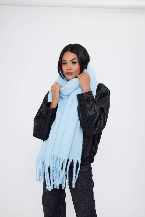 Women's Oversized Fluffy Chunky Blanket Scarf in Baby Blue