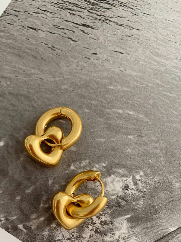 Heart Hoop Earring  18K Gold