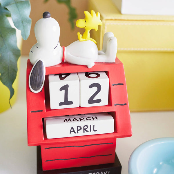 Peanuts™ Snoopy & Woodstock Perpetual Doghouse Calendar