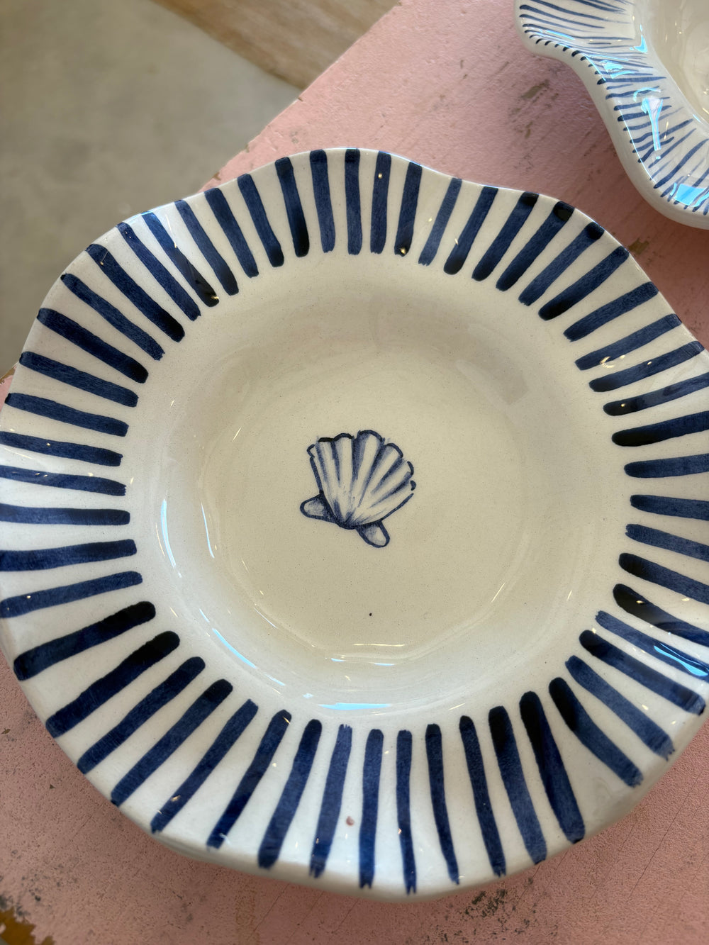 Shell plate