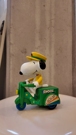 Vintage Snoopy Peanuts 3 Wheel Tricycle Toy Car Green