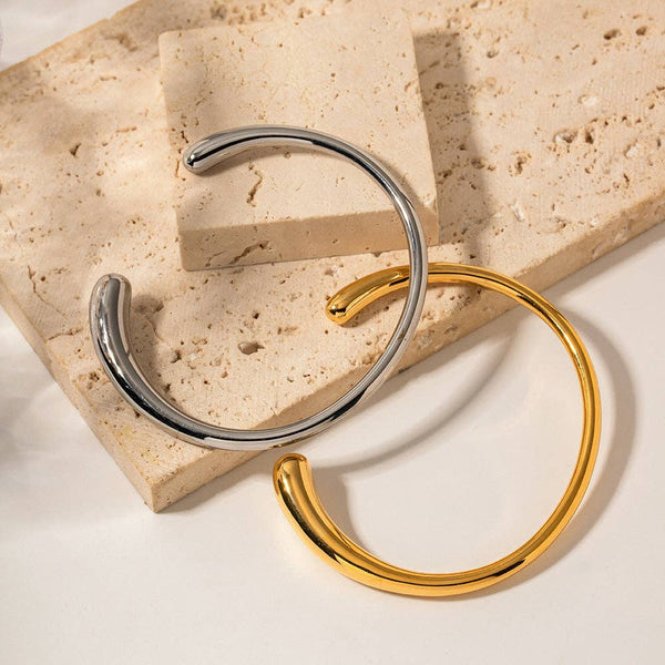 Fluid Curve Cuff Bracelet - Gold or Silver