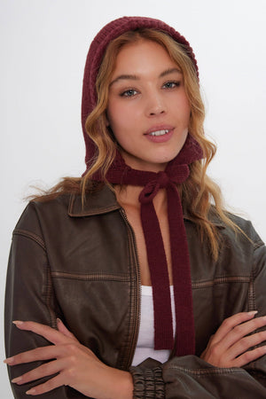 Knitted Hood in Burgundy