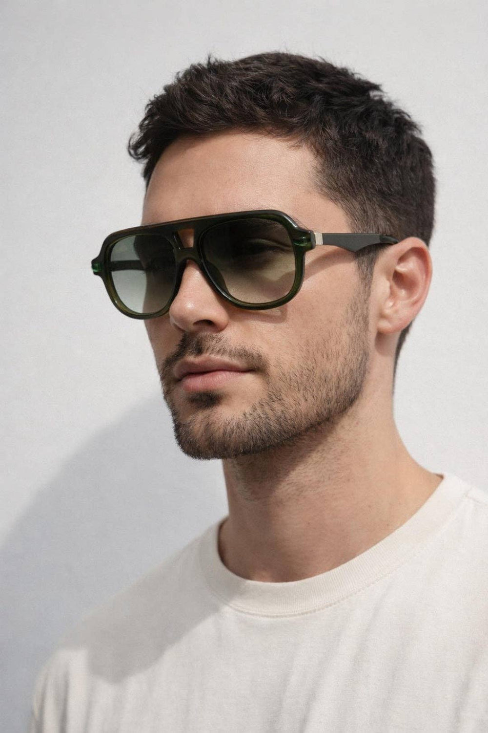 Bold Navigator Sunglasses in Green