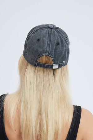 Manhattan Racquet Hat Baseball Cap in Washed Black