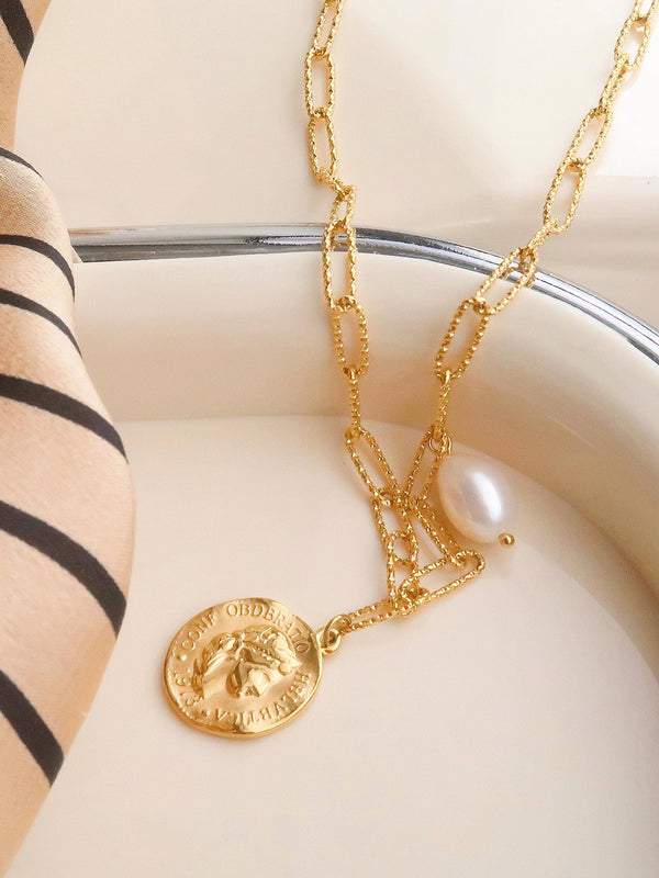Non-Tarnish & Water ResistantGold Coin Necklace
