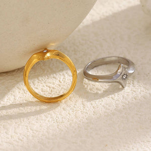 Star Shaped Signet Ring - Gold or Silver