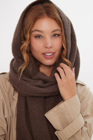 Oversized Chunky Blanket Scarf in Brown