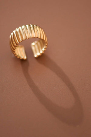 18K Gold Plated Waterproof Stainless Steel Ring - 7884