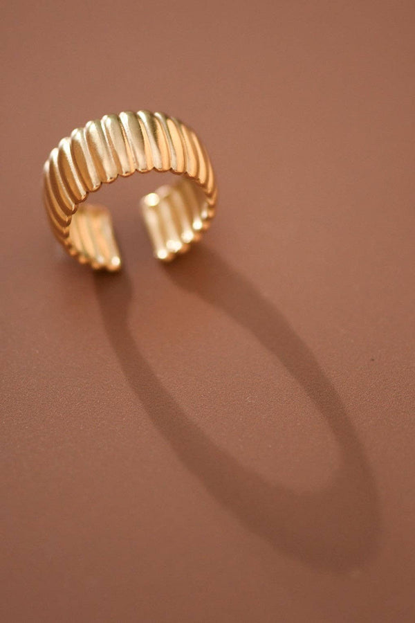 18K Gold Plated Waterproof Stainless Steel Ring - 7884