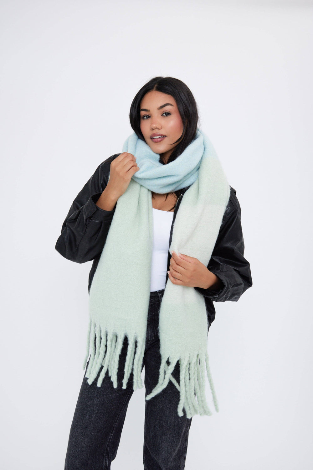 Oversized Chunky Blanket Scarf in Blues
