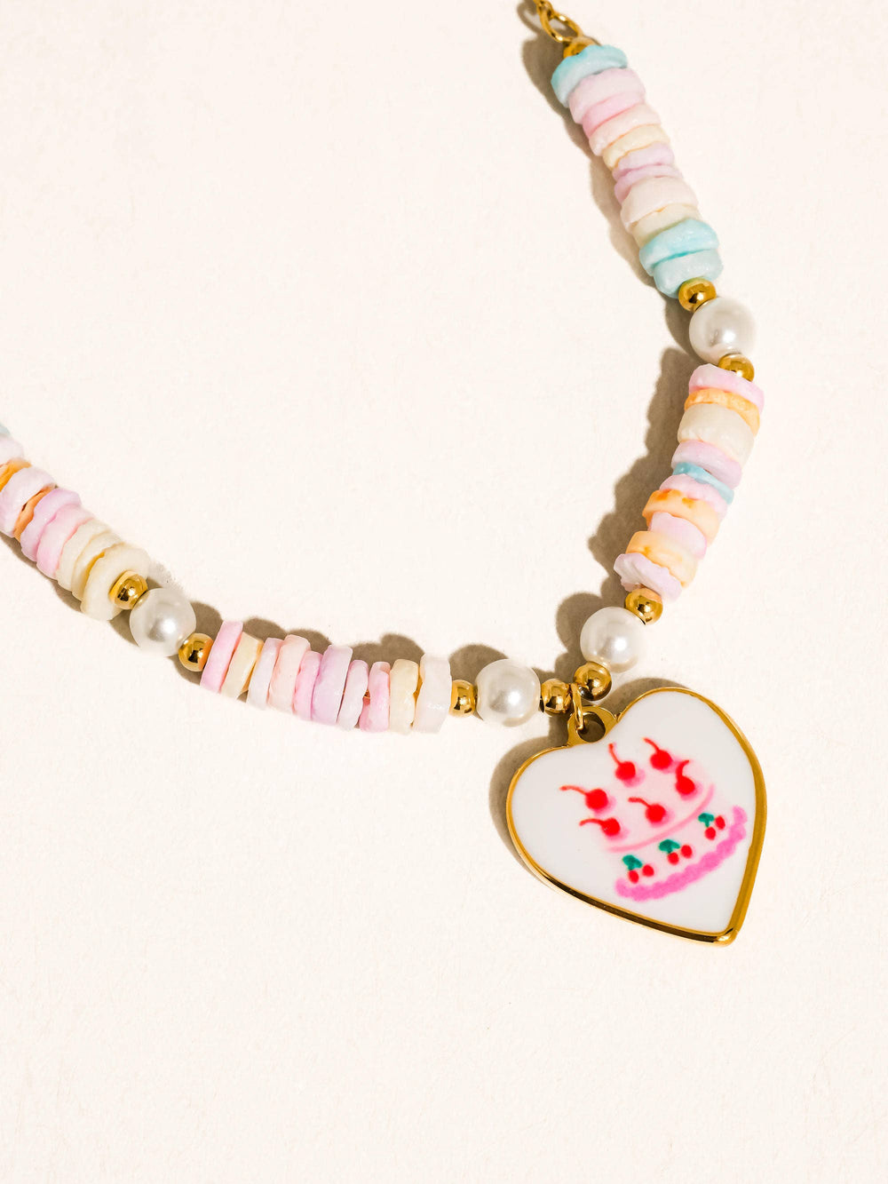 Mindy 18K Gold Non-Tarnish Boho Heart Shell Necklace
