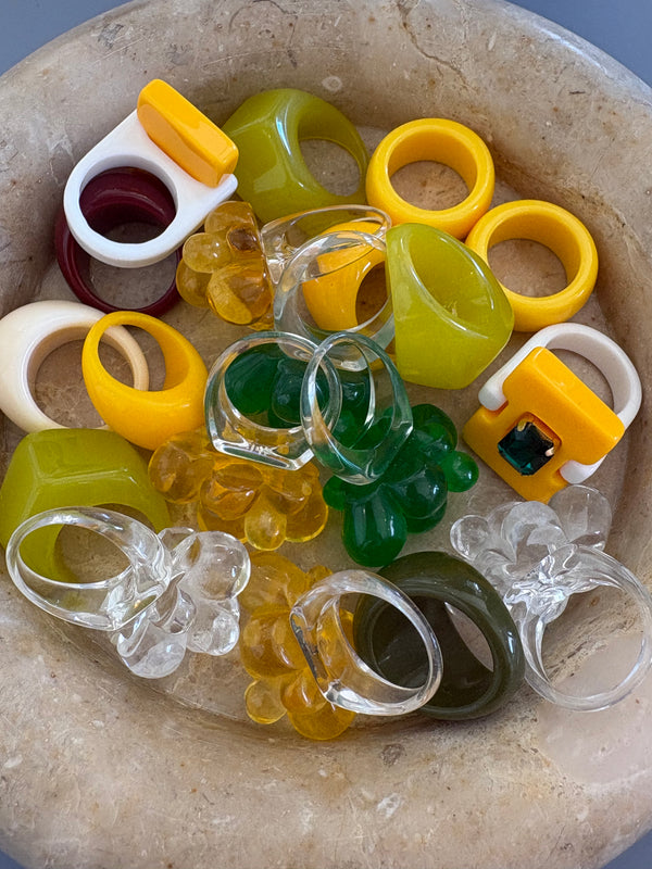 Plastic rings premium