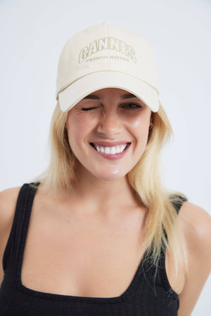 CANNES Baseball Cap in Cream