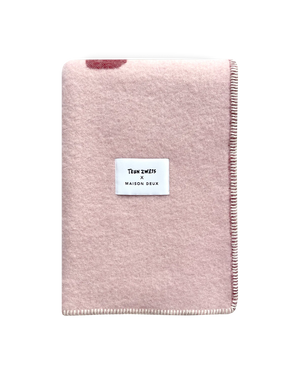 Teun Zwets x Maison Deux Splitted Chair Blanket Pink Bordo (130 × 200 cm)