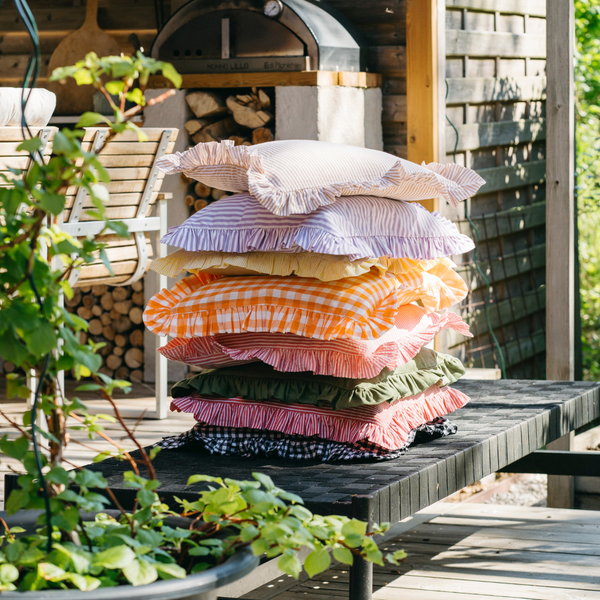 OMOM Cushion Cover / Sofa Cushion in Organic Cotton - Ruffle