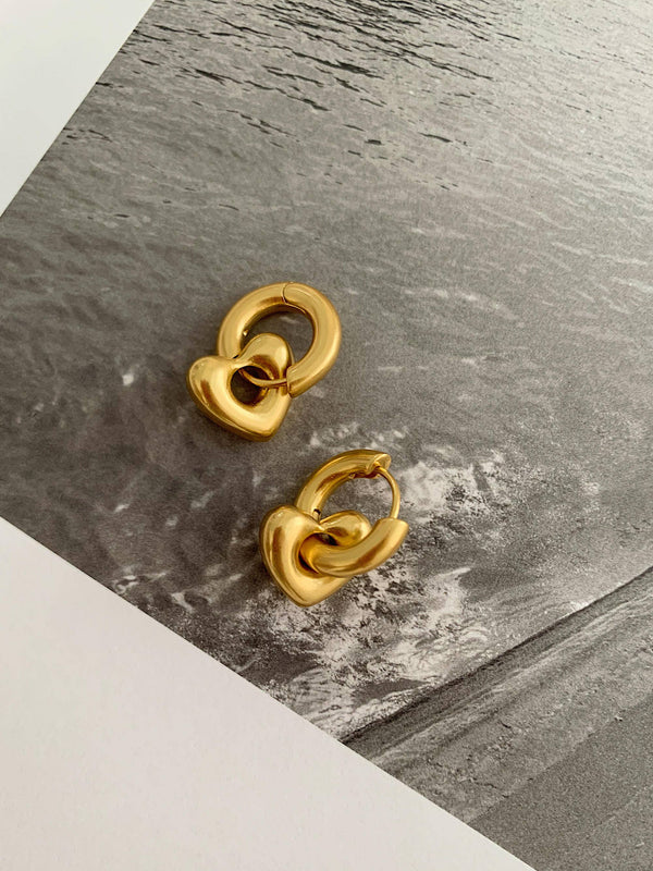 Heart Hoop Earring  18K Gold