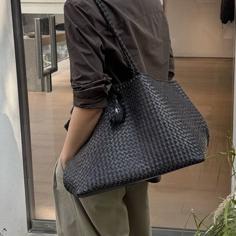 XL Woven leather bag