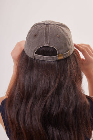 Los Angeles Health Club Baseball Cap in Washed Brown