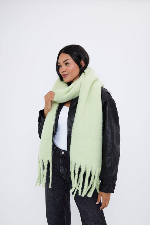Oversized Soft Chunky Blanket Scarf in Matcha Green